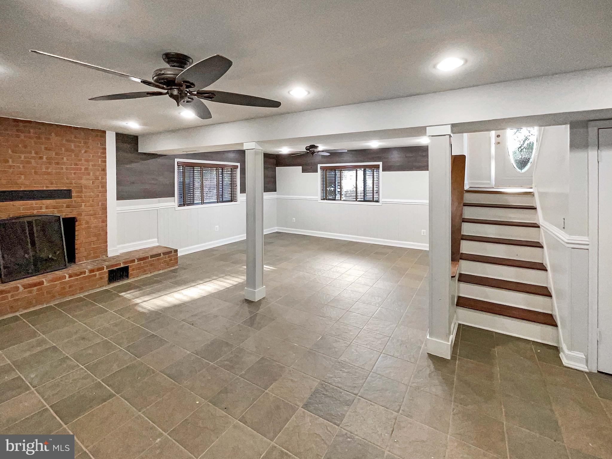 OAK RIDGE ESTATES - Residential