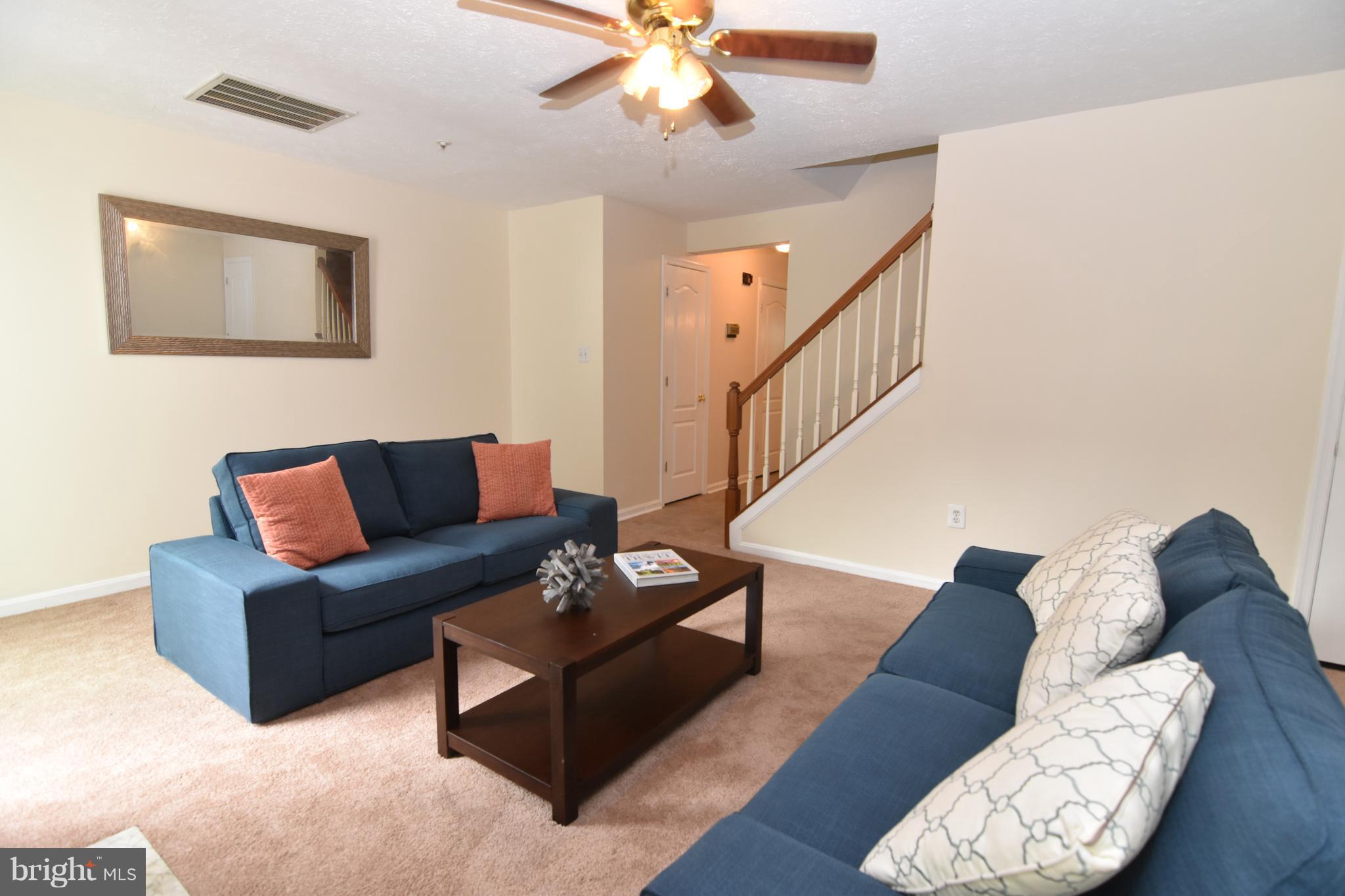 PICKETTS HARBOR - Residential