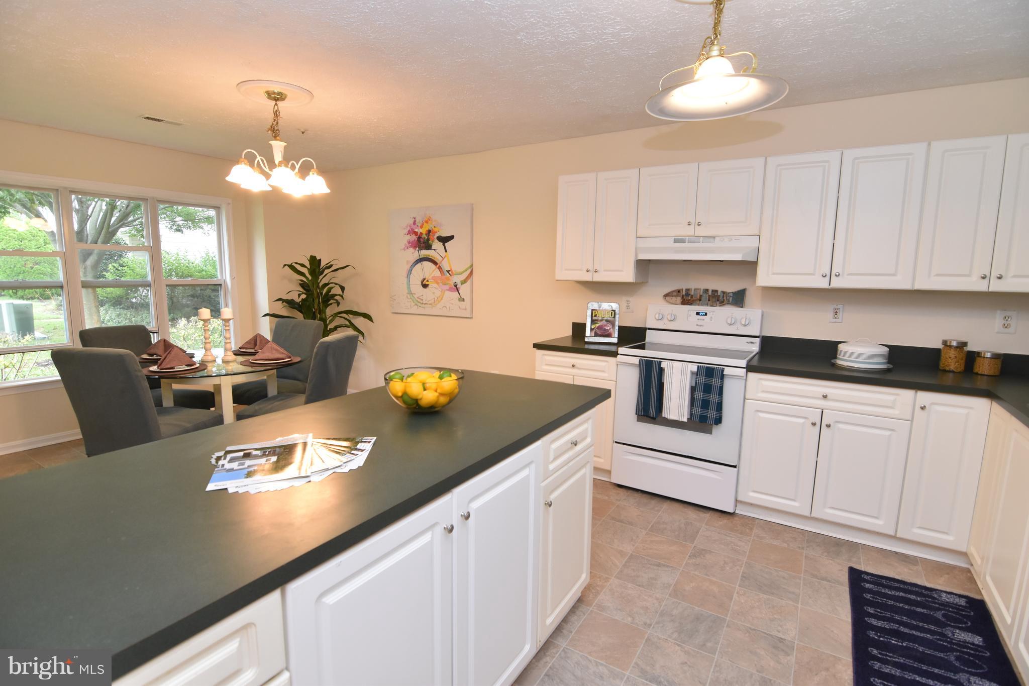 PICKETTS HARBOR - Residential