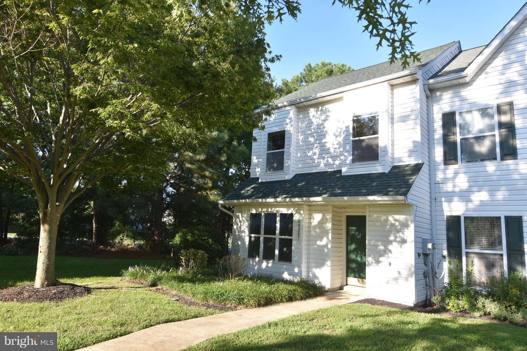 PICKETTS HARBOR - Residential