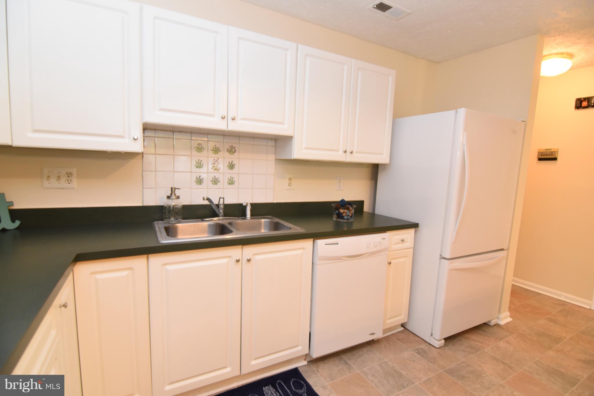 PICKETTS HARBOR - Residential