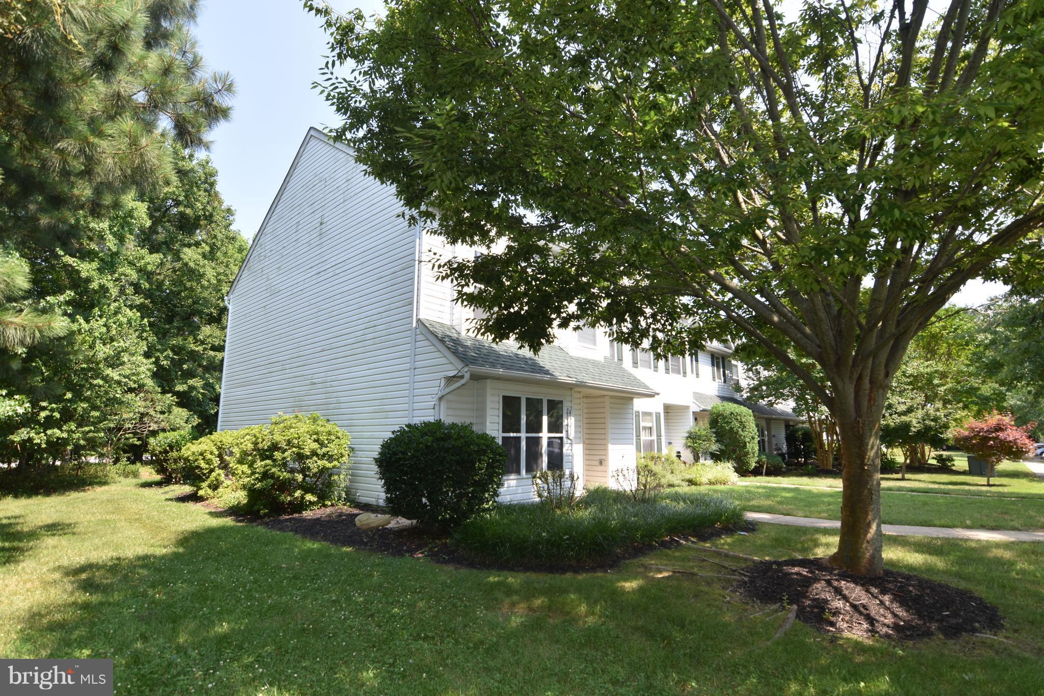 PICKETTS HARBOR - Residential