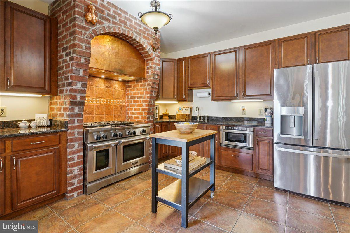 WOODLAND POINT SUB - Residential