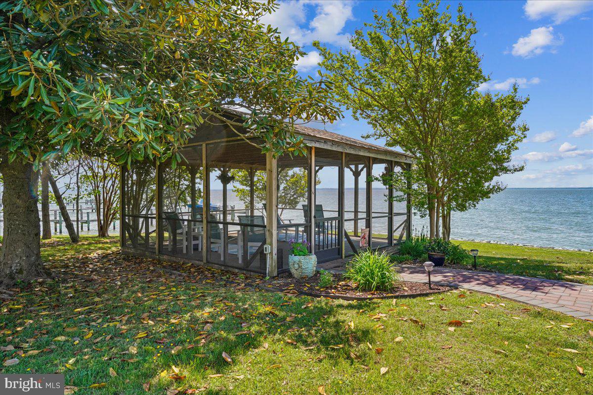 WOODLAND POINT SUB - Residential