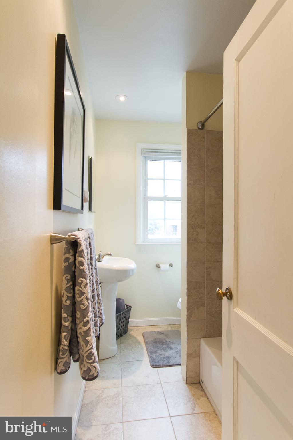 COMMONS OF ARLINGTON - Residential