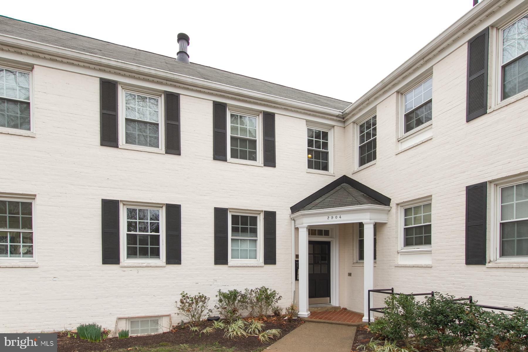 COMMONS OF ARLINGTON - Residential