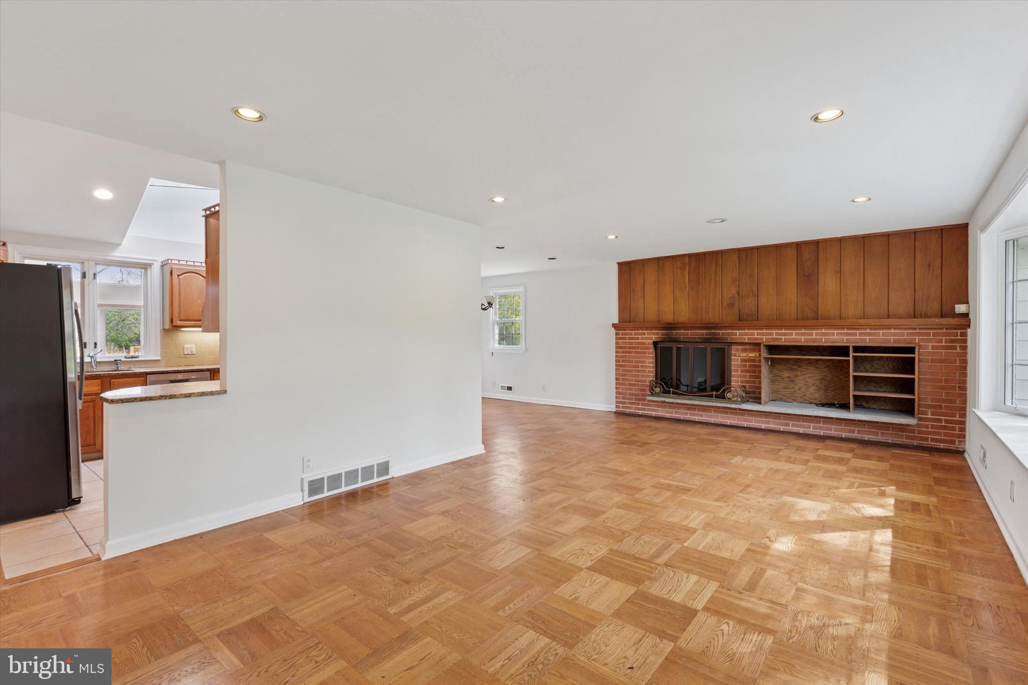 LAFAYETTE HILL - Residential