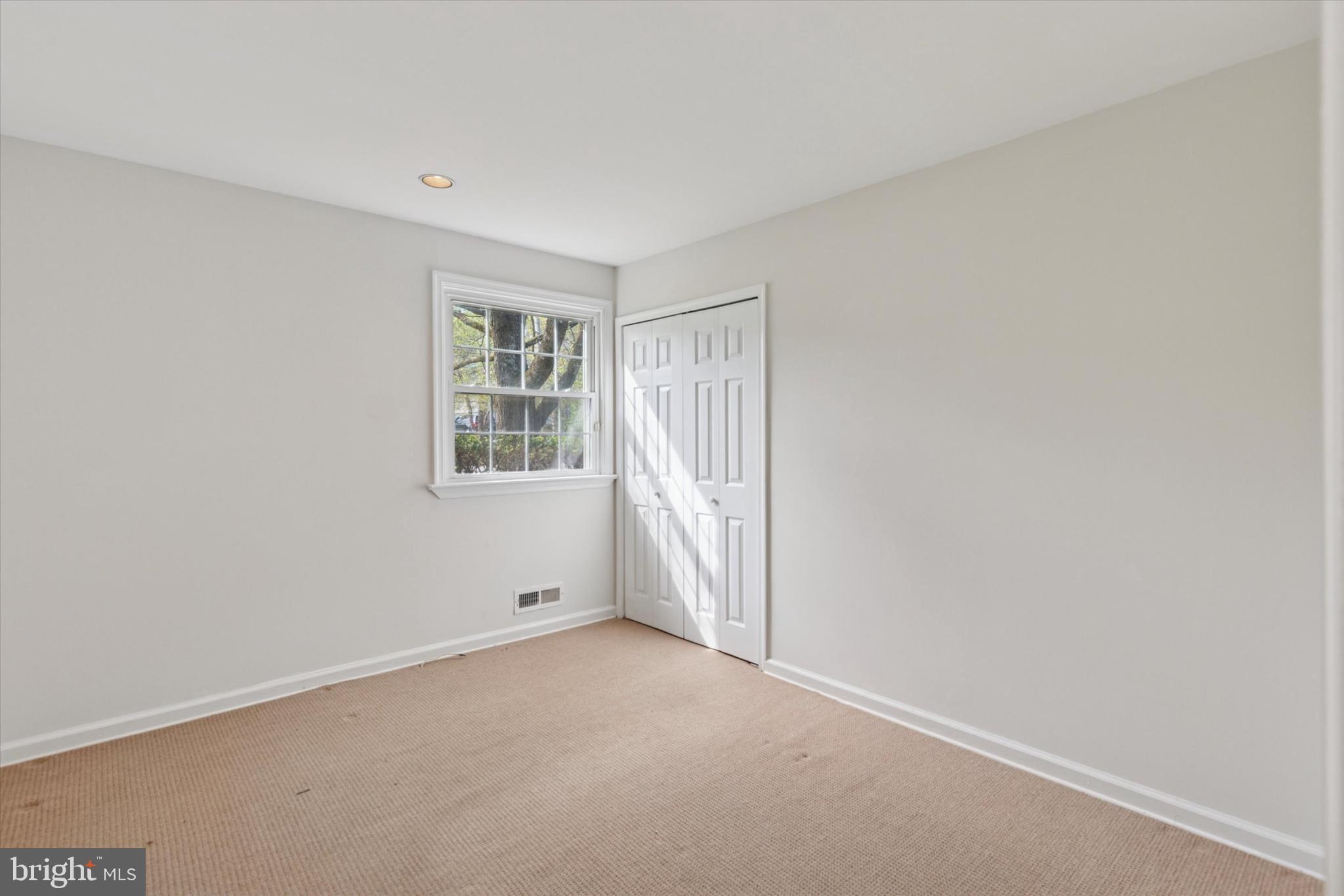 LAFAYETTE HILL - Residential