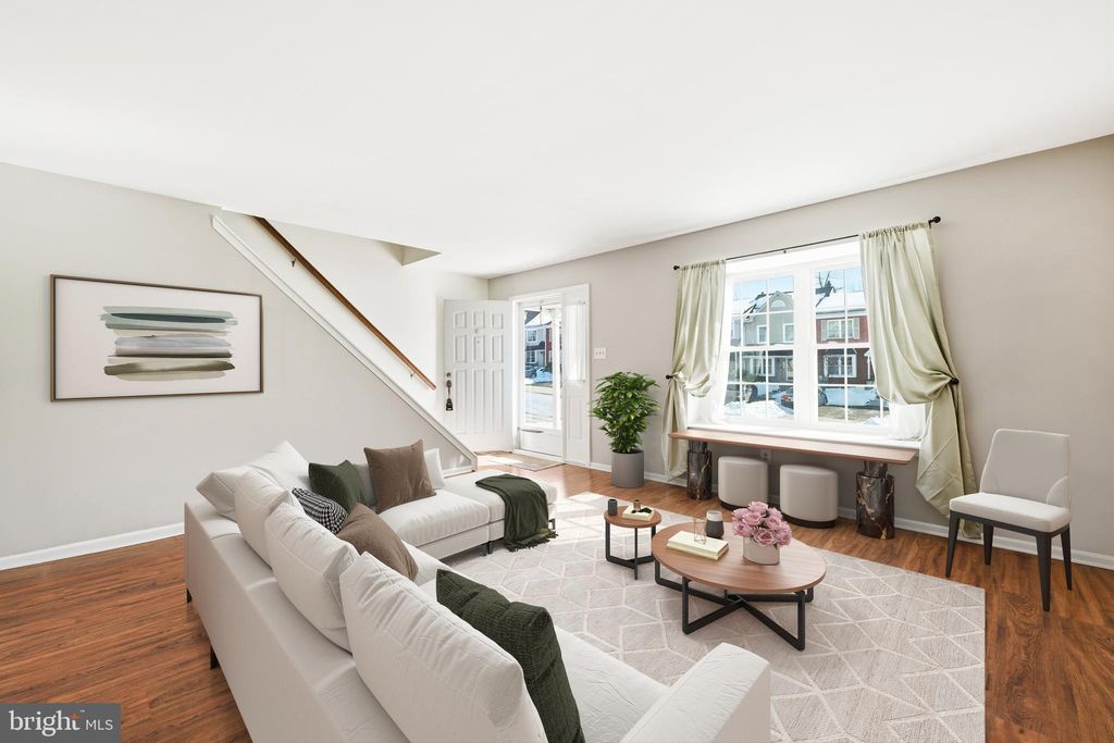 Photo of 803 Treetop Ln, NORRISTOWN, PA 19403 (MLS # PAMC2167410)