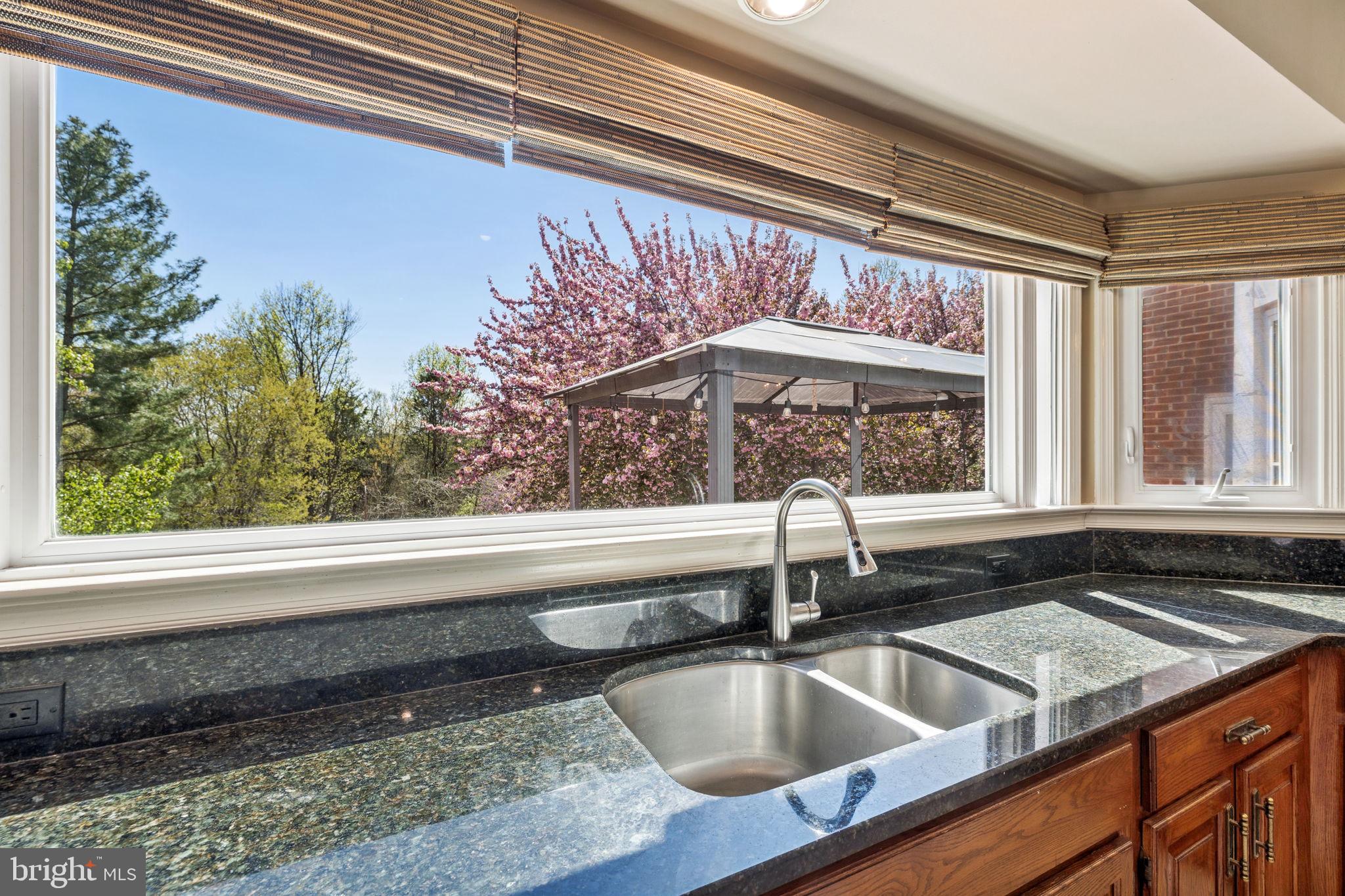 WATERLOO NORTH - Residential