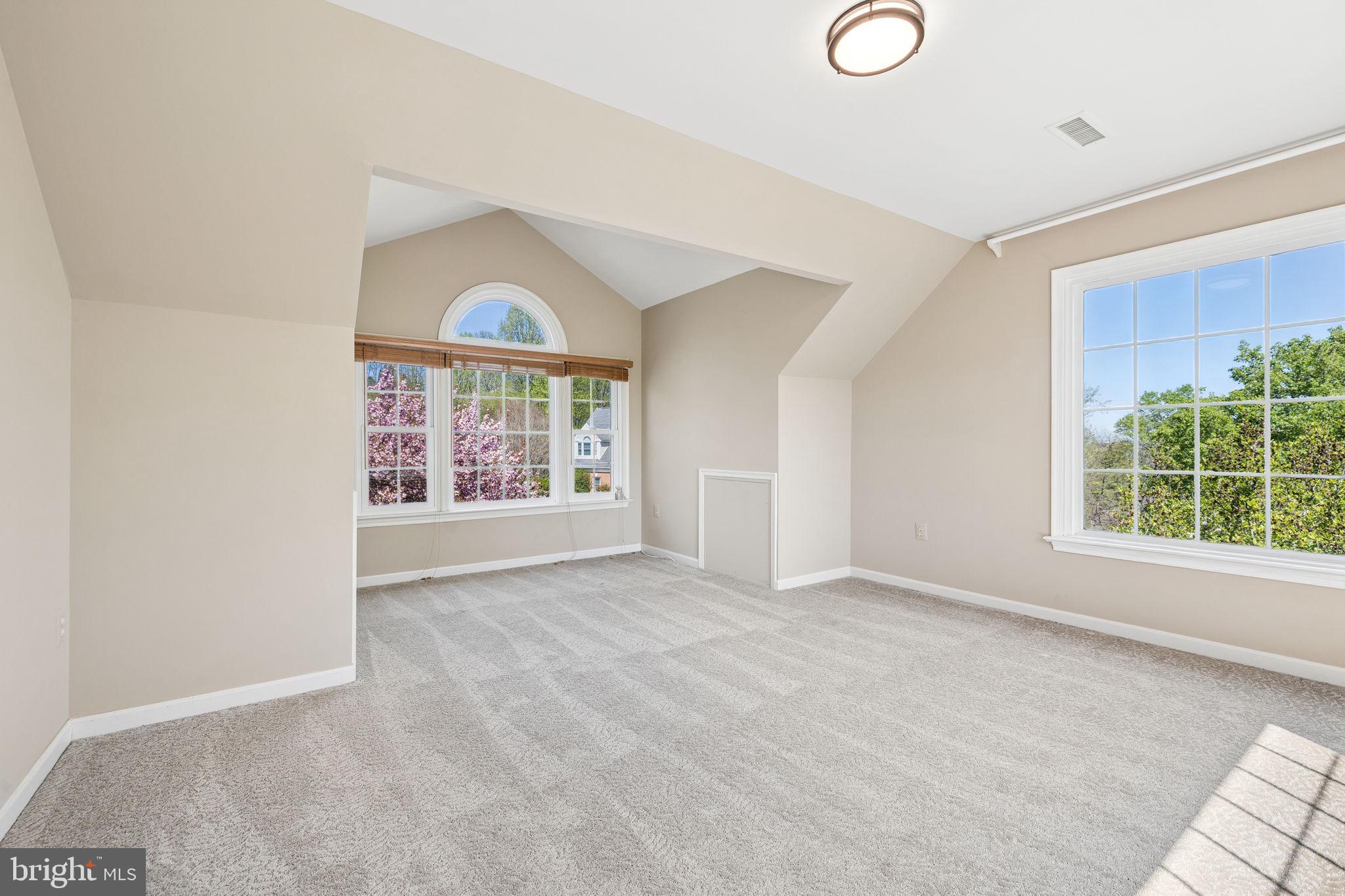 WATERLOO NORTH - Residential