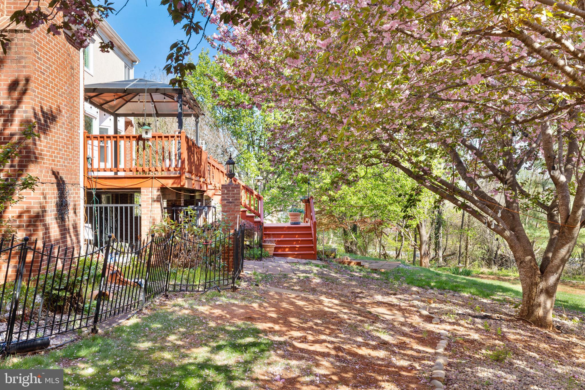 WATERLOO NORTH - Residential