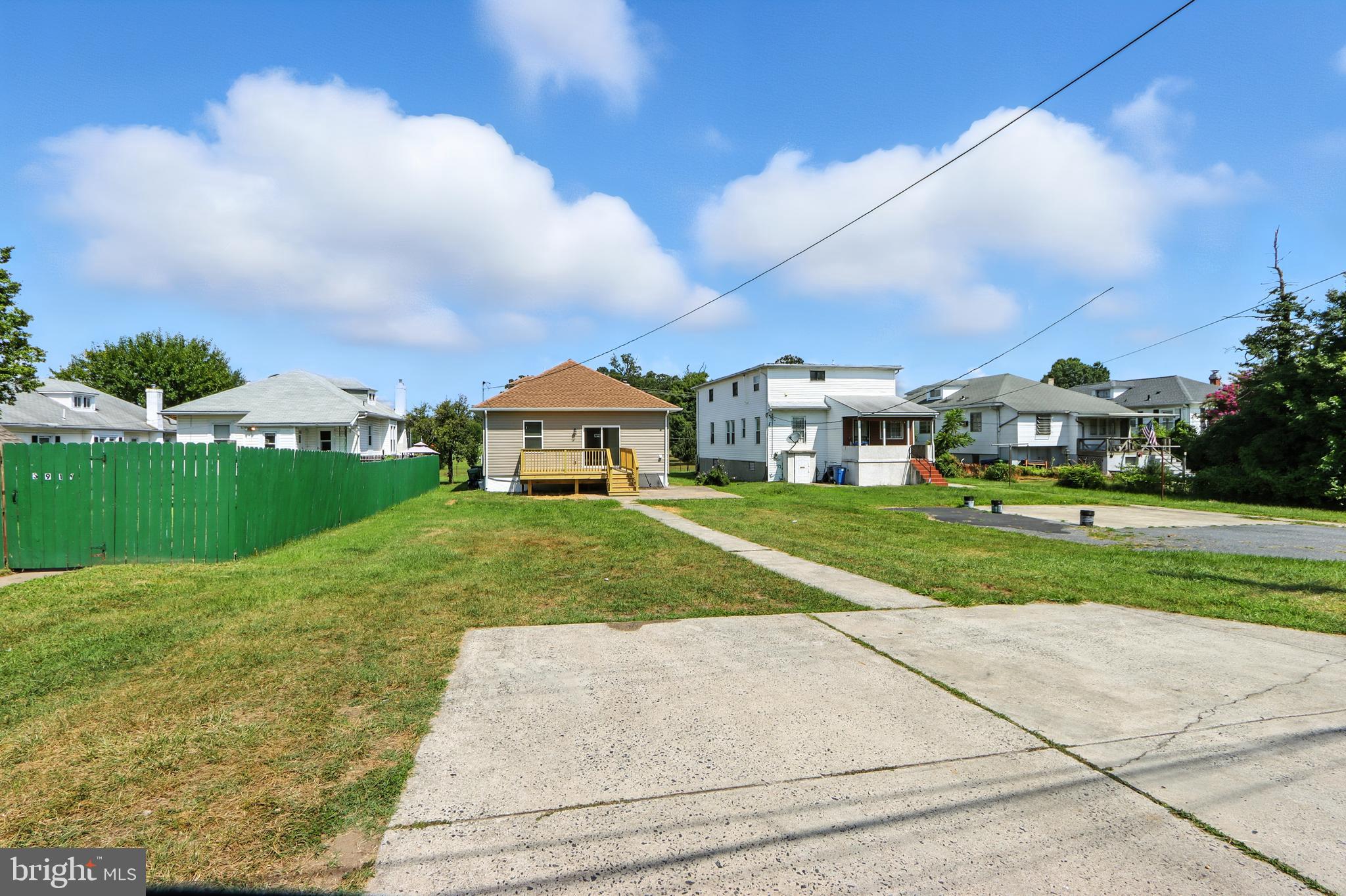 OAKLEE - Residential