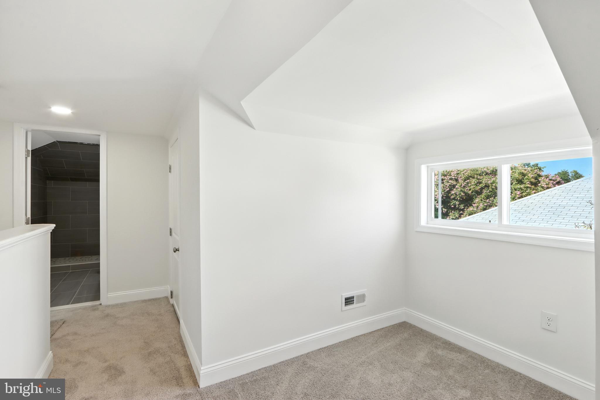 OAKLEE - Residential