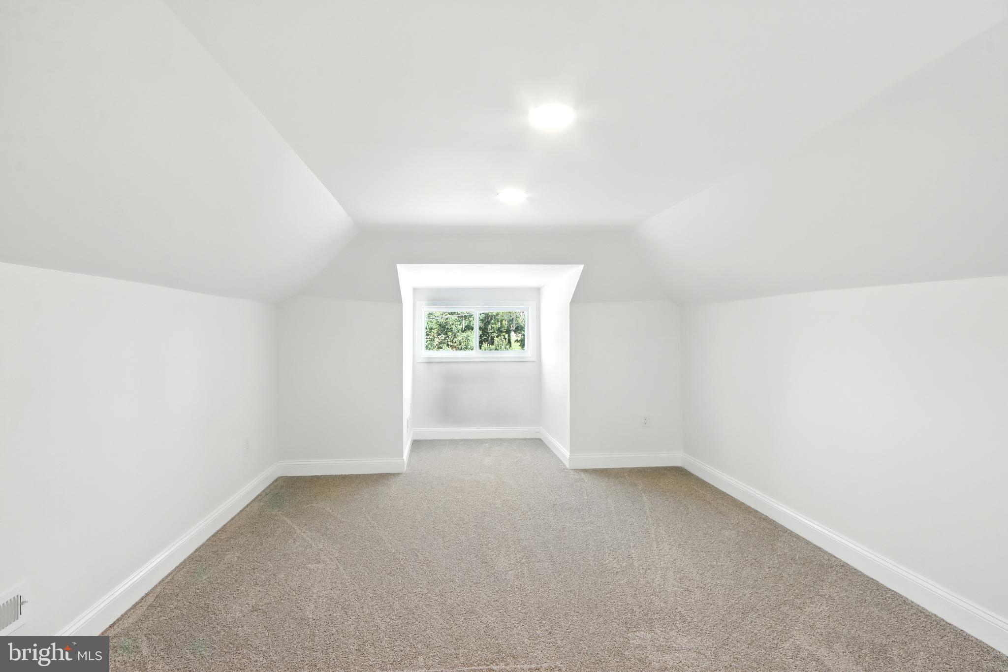 OAKLEE - Residential