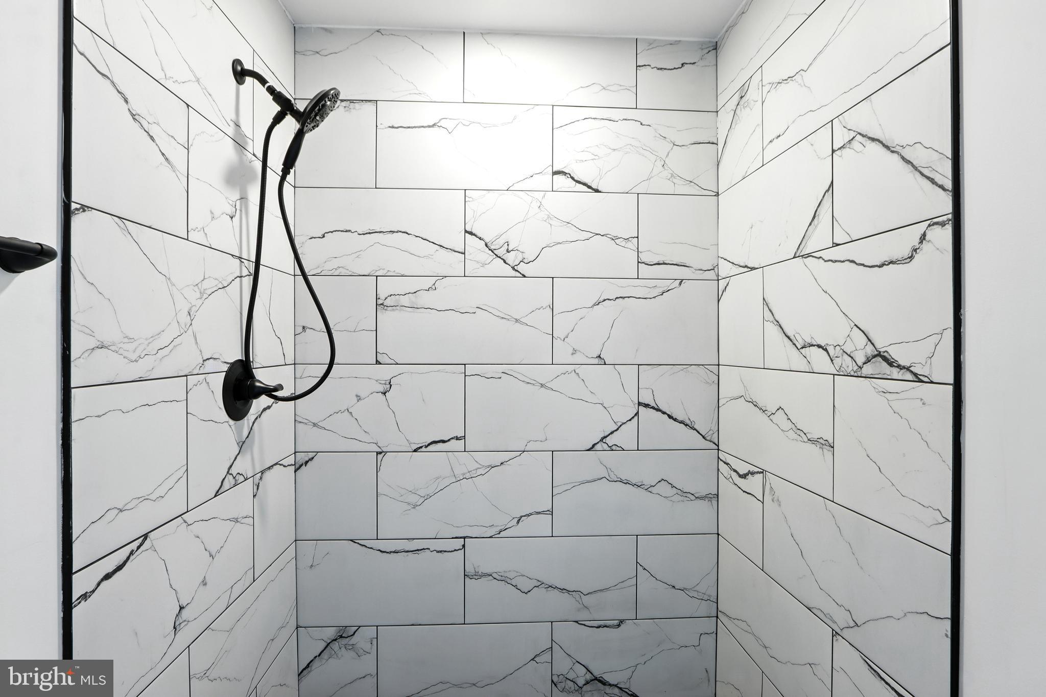 OAKLEE - Residential