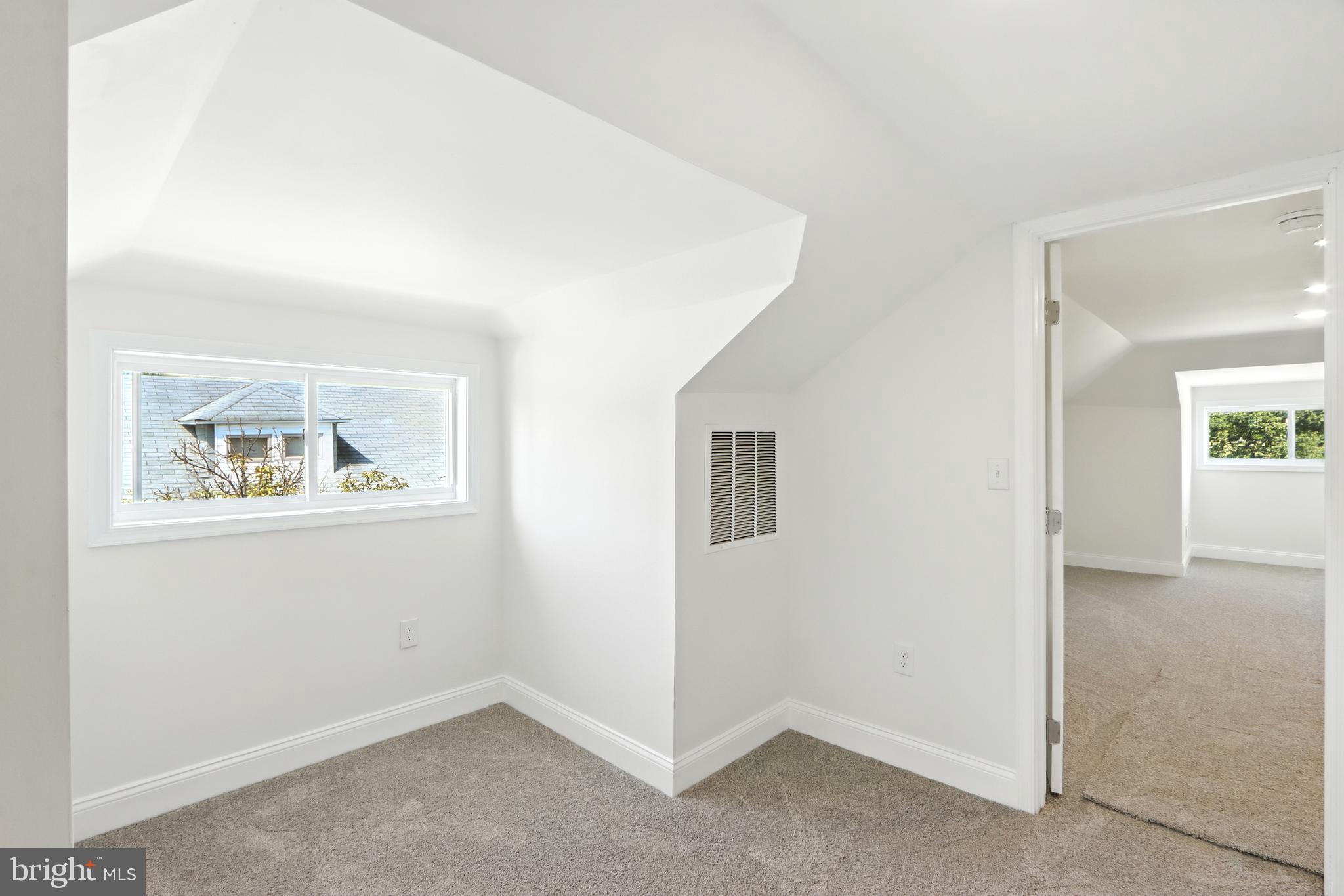 OAKLEE - Residential