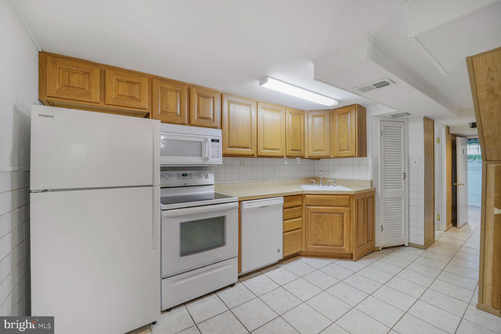 OAK SPRING - Residential