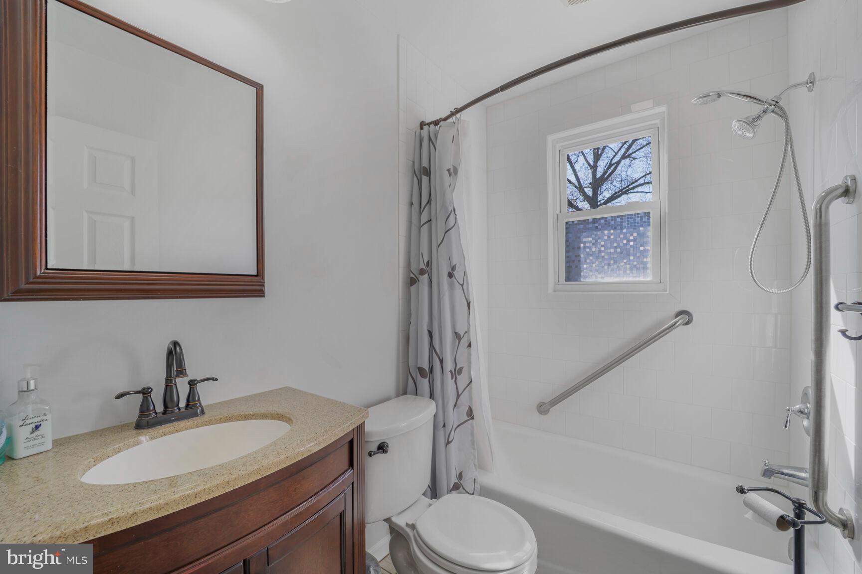 OAK SPRING - Residential