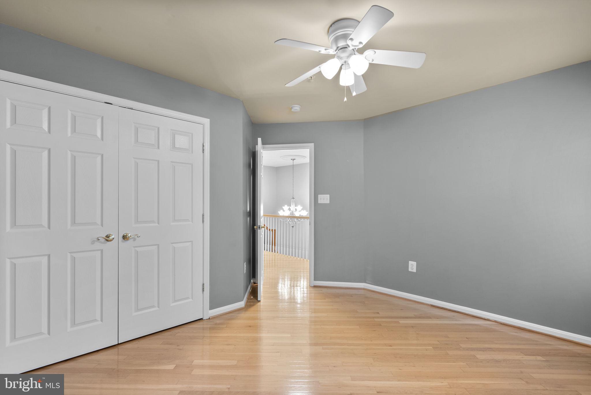KENTLANDS MIDTOWN - Residential