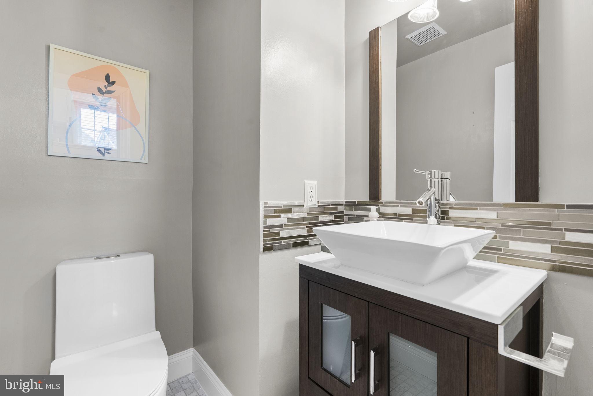 KENTLANDS MIDTOWN - Residential