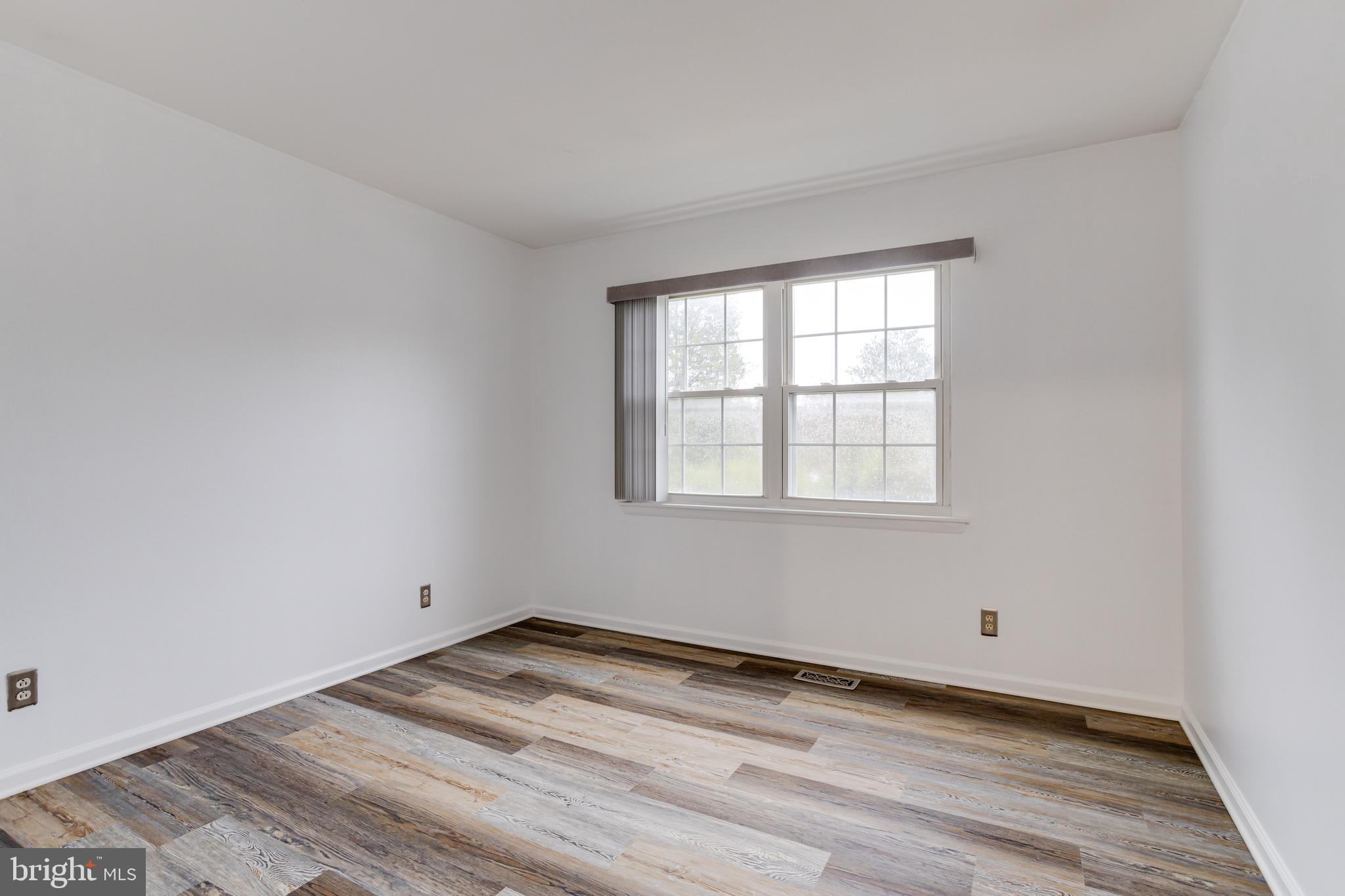 HICKORY HILLS CONDOMINIUMS - Residential Lease