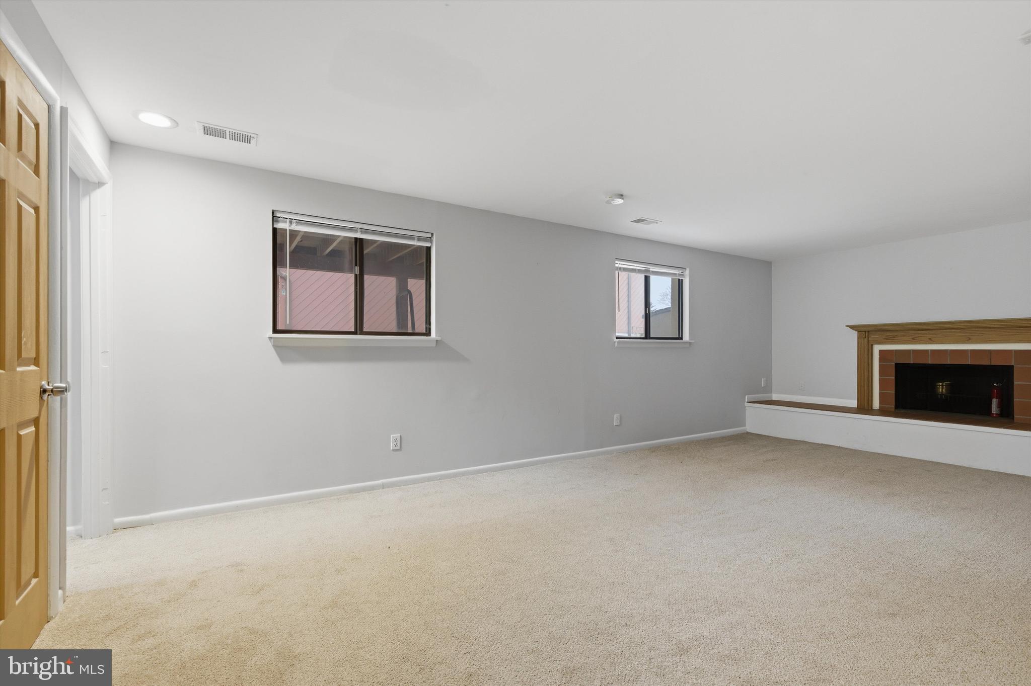 HICKORY RIDGE - Residential