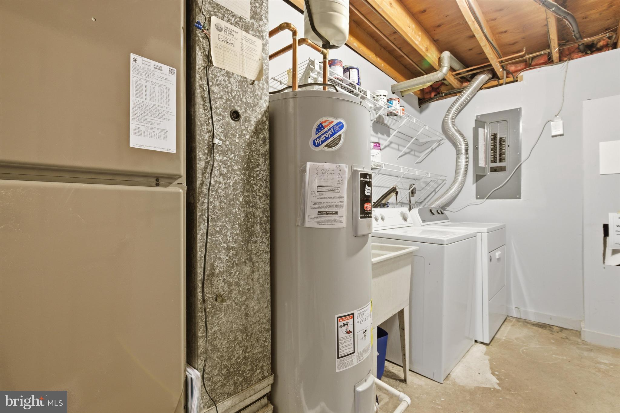 HICKORY RIDGE - Residential