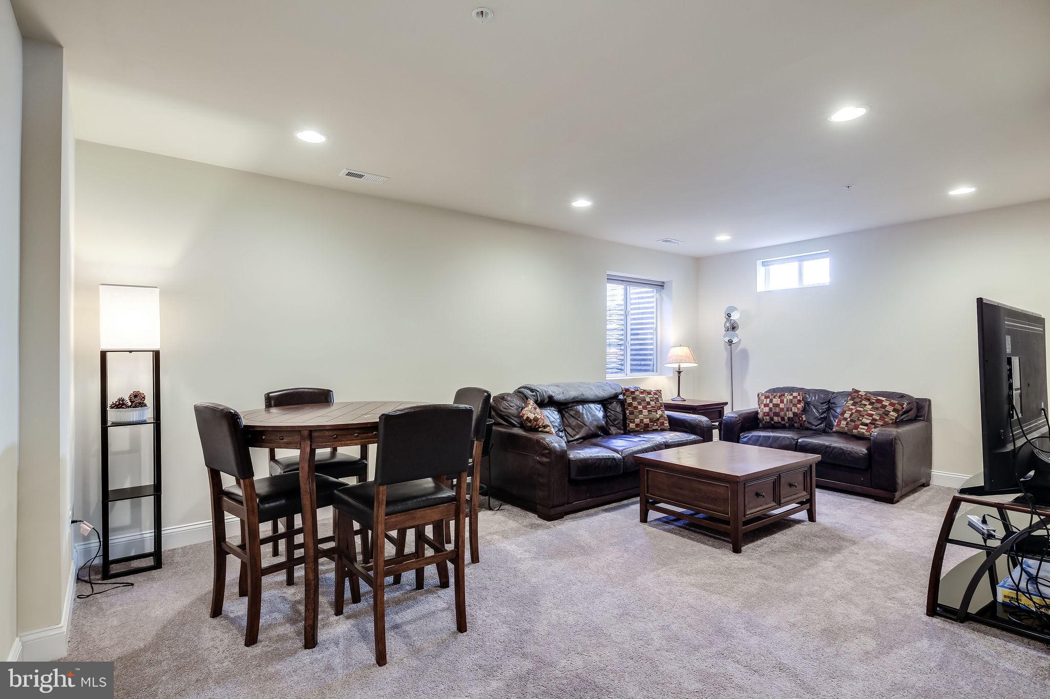 SPRING CREEK - Residential Lease