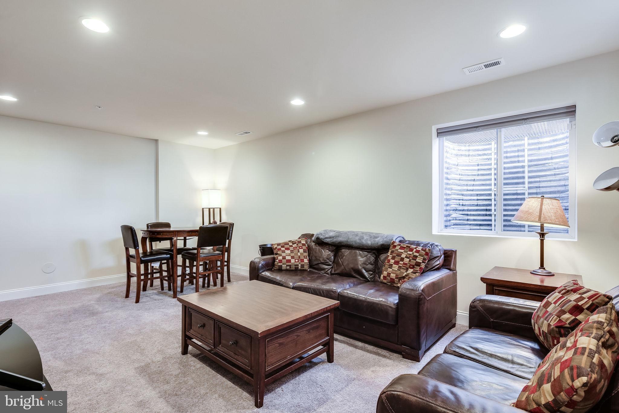 SPRING CREEK - Residential Lease