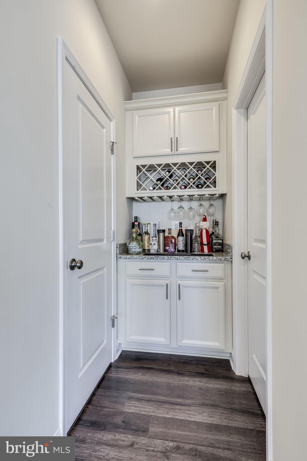 SPRING CREEK - Residential Lease