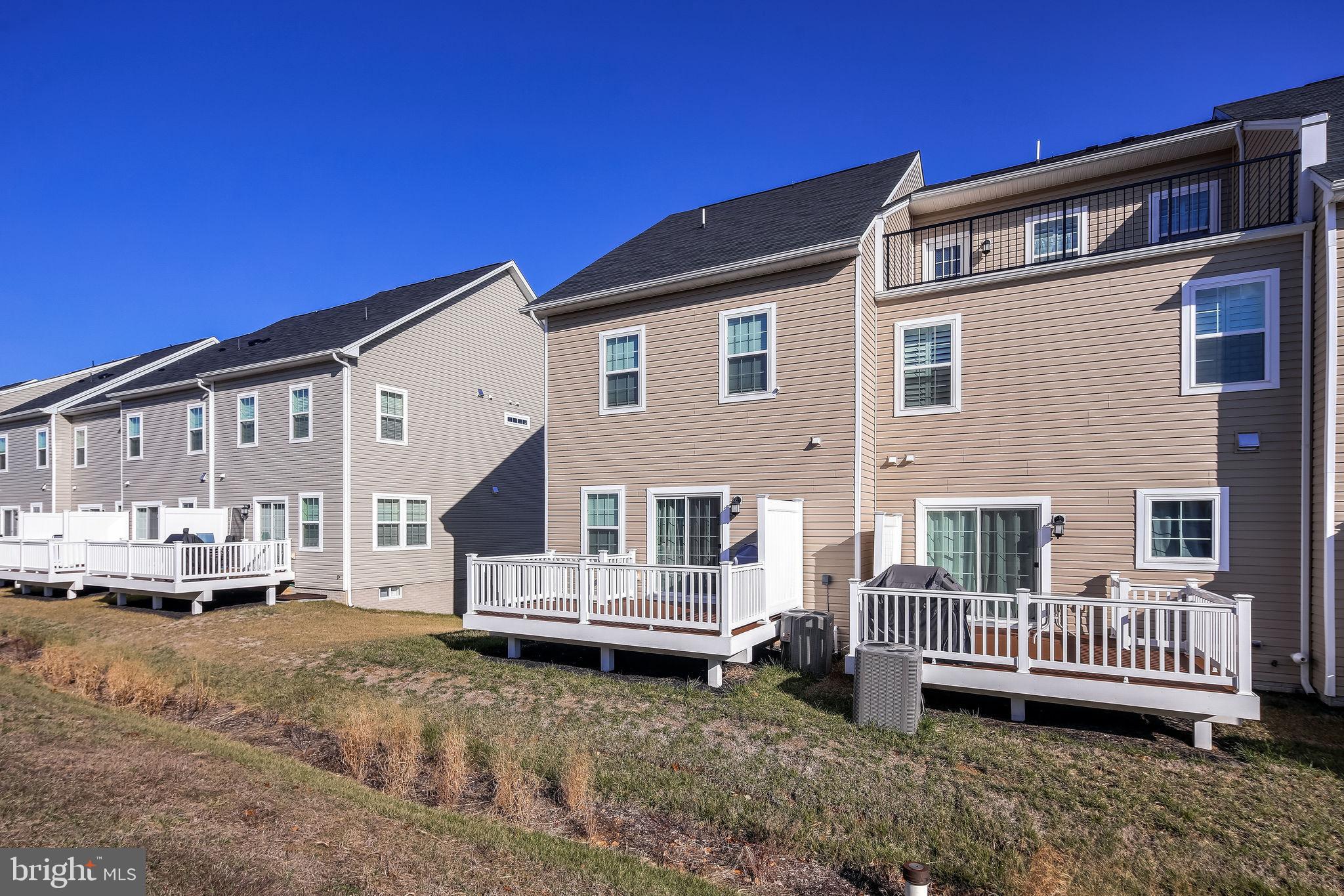 SPRING CREEK - Residential Lease