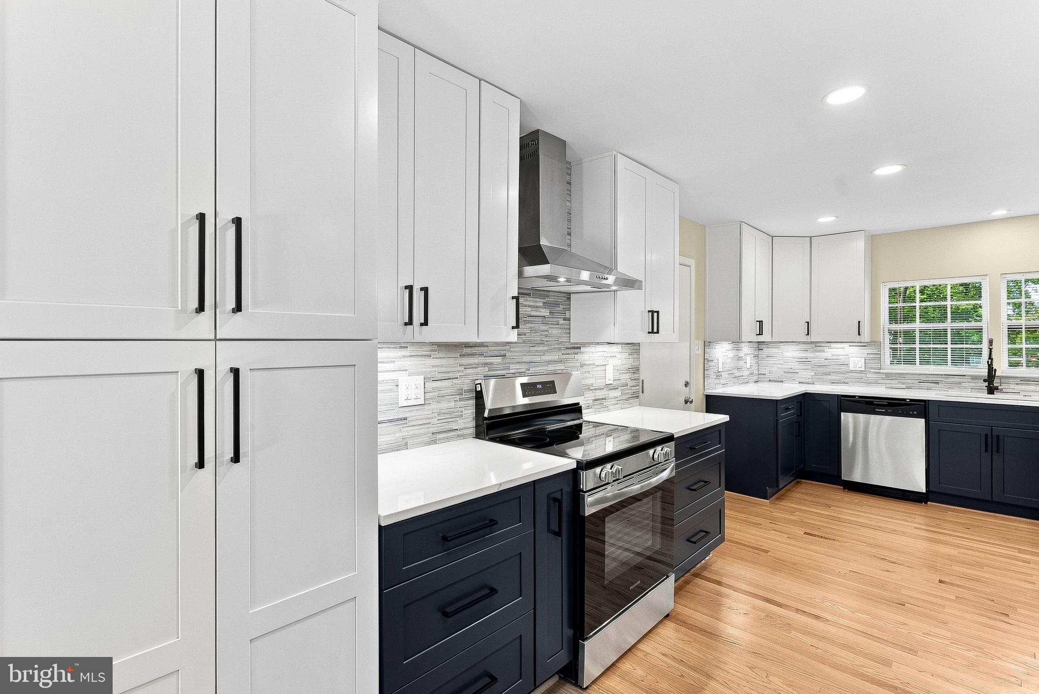 3432 ETHEL COURT