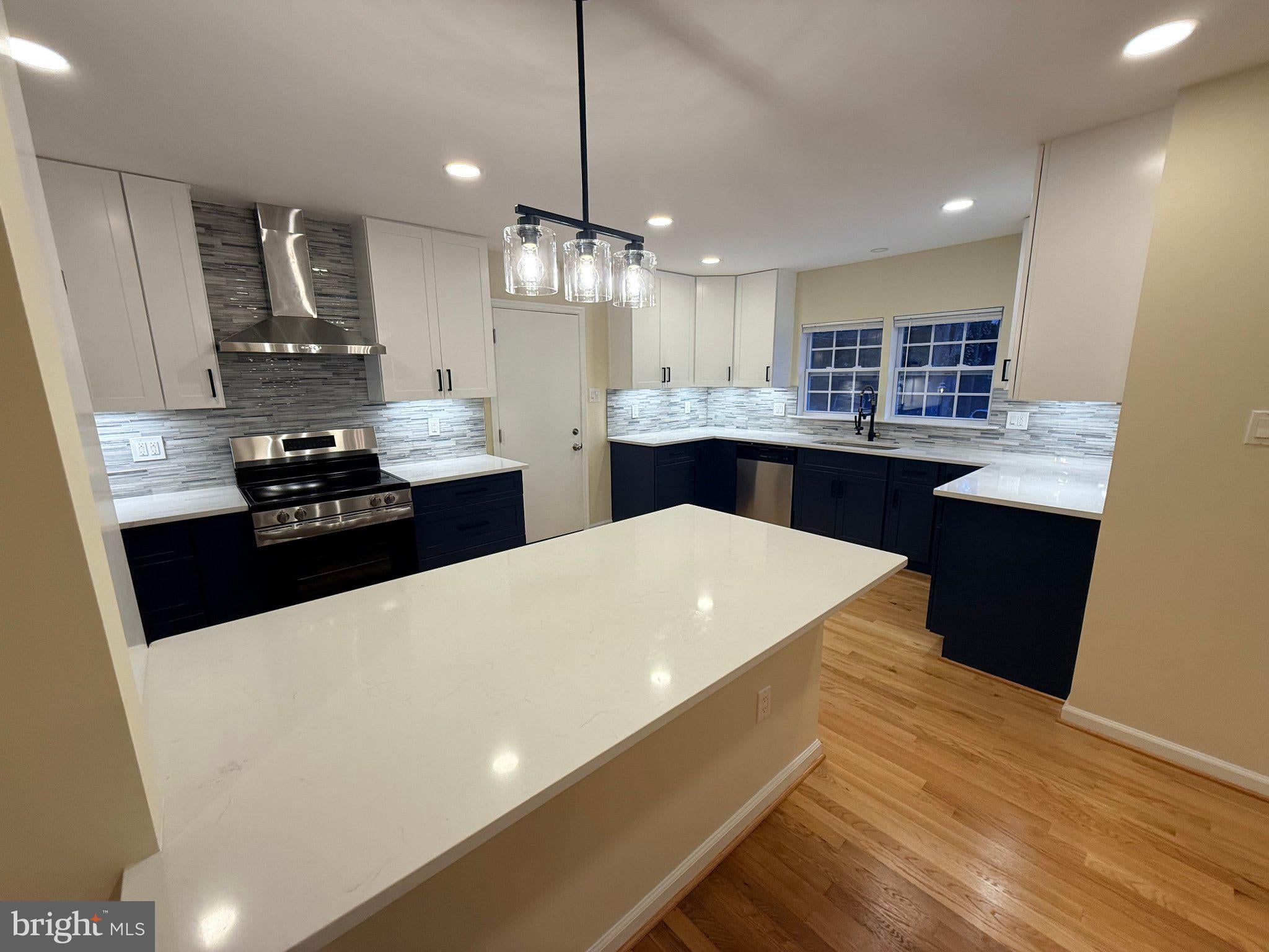 3432 ETHEL COURT