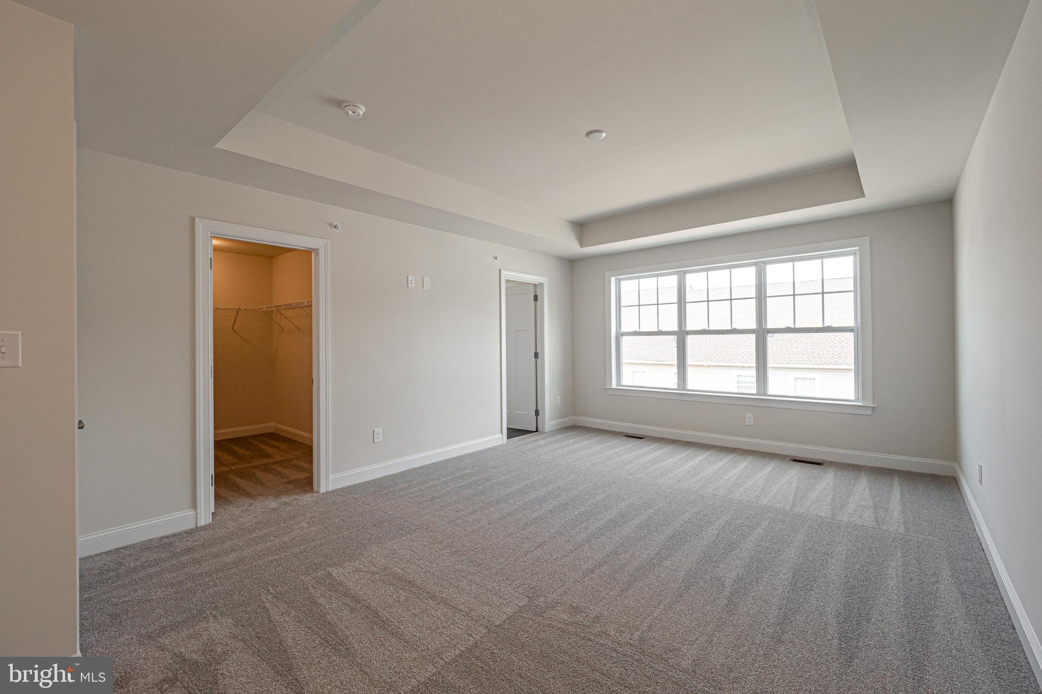 EAST VILLAGE - Residential