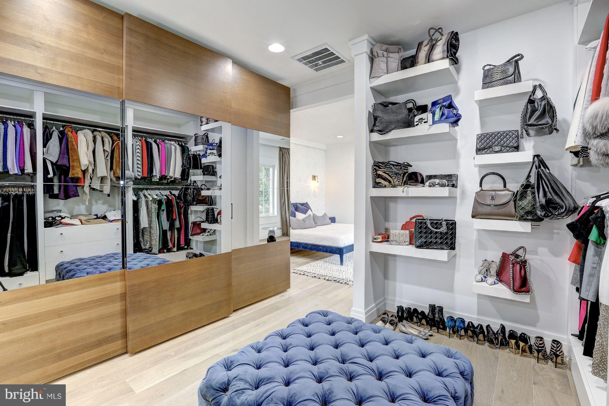 GREENACRES - Residential