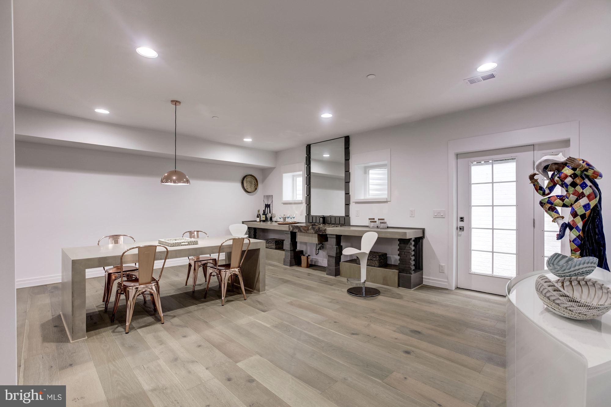 GREENACRES - Residential