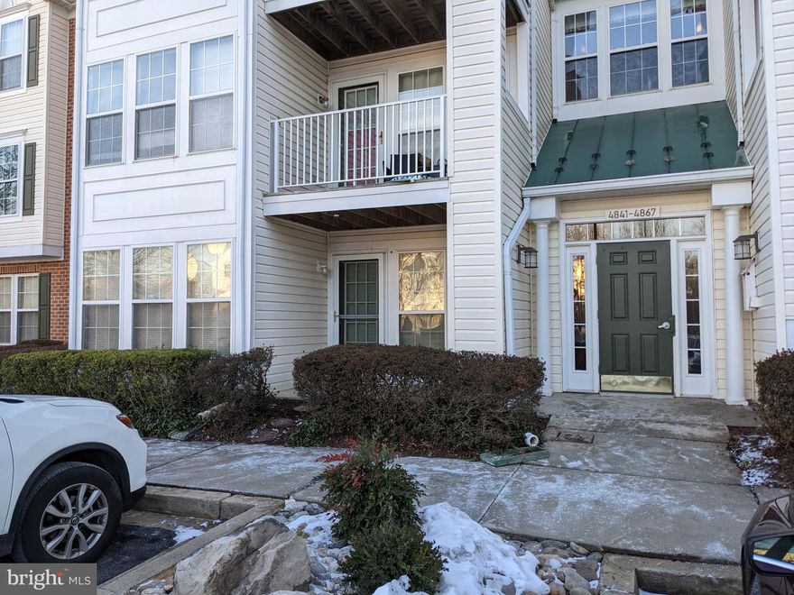 DONT GET LEFT BEHIND RATES  MOVING UP ! DUST IT OFF AND GAIN EQUITY GREAT CASH FLOW  FOR RENTAL DO THE MATH . OR  MOVE IN  THIS SPACIOUS 2BR  2 BATH UNIT AND OWN  IT  FOR CHEAPER THAN RENT WONT LAST PROPERTY PRICED AS AN ASSIGNMENT OF THE BANKS CONTRACT  AND  SOLD IN AS IS CONDITION  THE BALTIMORE CO COURT HAS APPROVED THE SALE AND THE PROPERTY IS READY TO CLOSE NO WAITING FOR INVESTORS  SPECIAL ASSIGNMENT DOCUMENTS AND DISCLOSURES ATTACHED TO LISTING  .   HIGHEST AND BEST OFFERS DUE BY WEDNESDAY 2/9/2022 11:59 pm