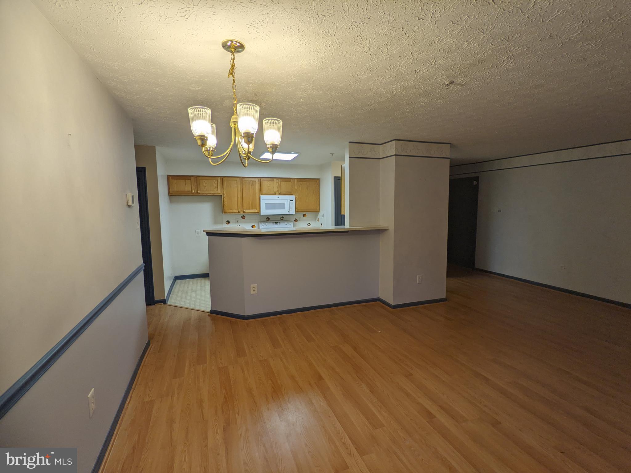 GARDEN OWINGS MILLS - Residential