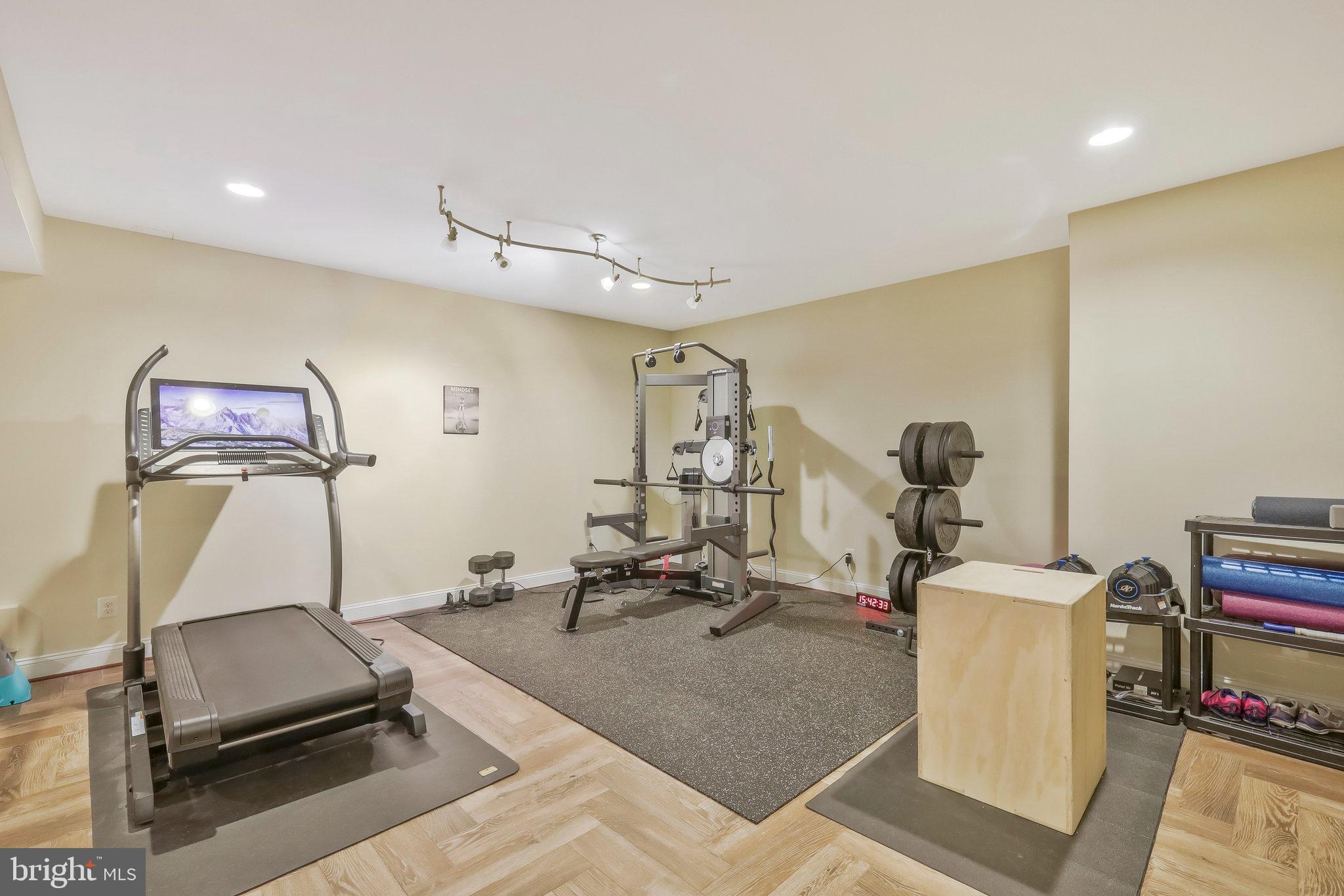 SUNNY VIEW - Residential