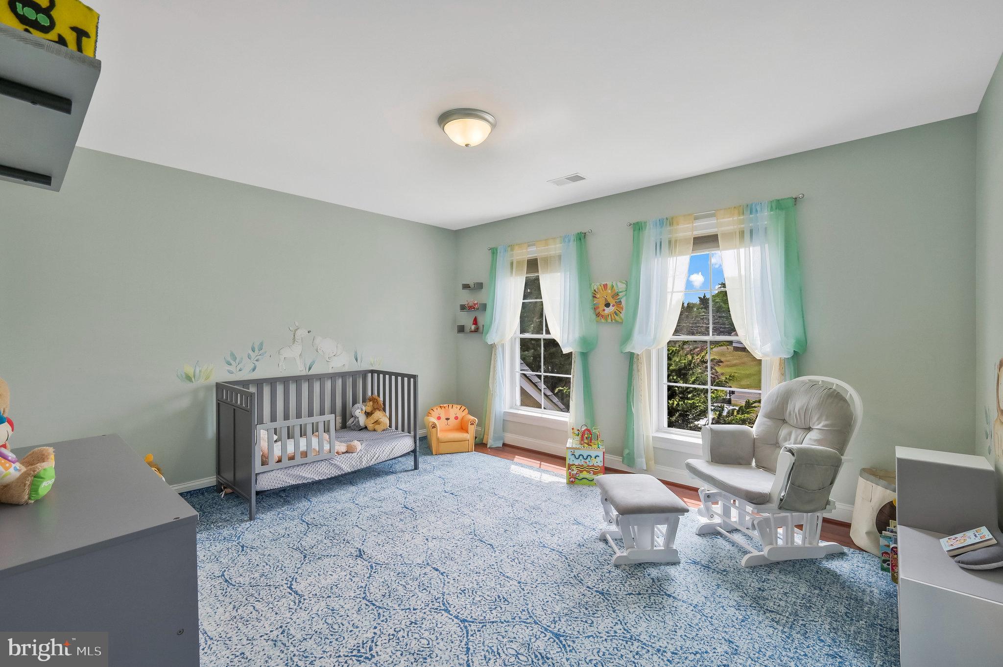 SUNNY VIEW - Residential