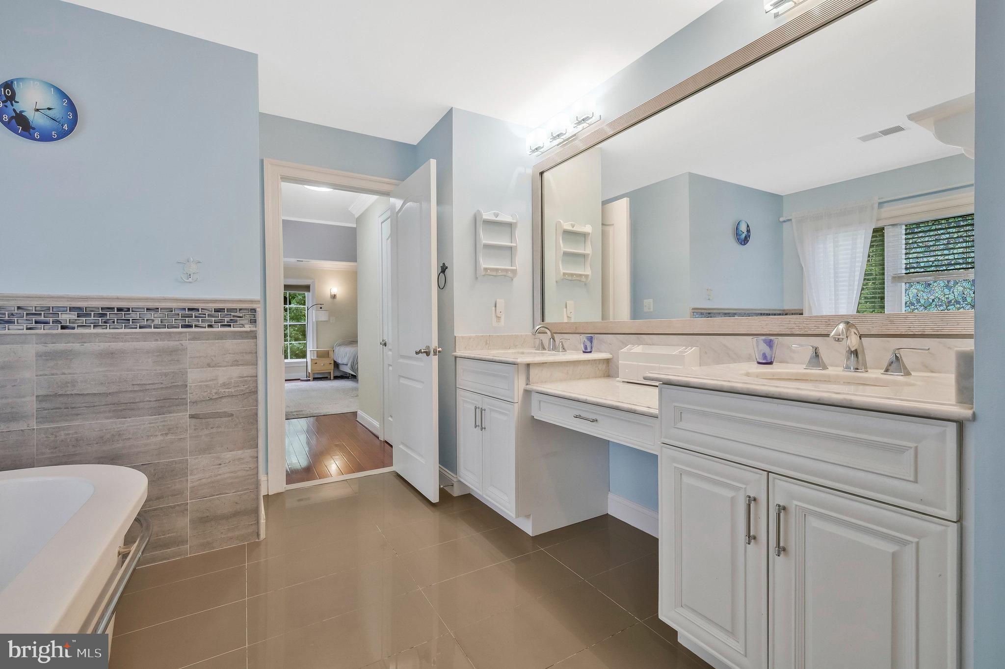 SUNNY VIEW - Residential