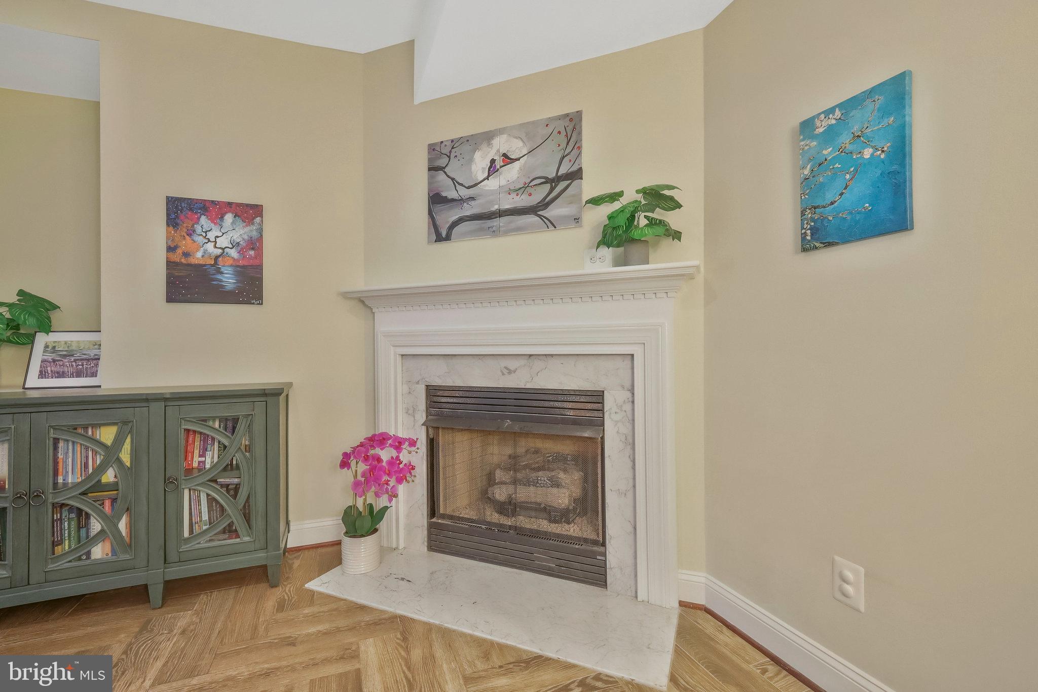 SUNNY VIEW - Residential