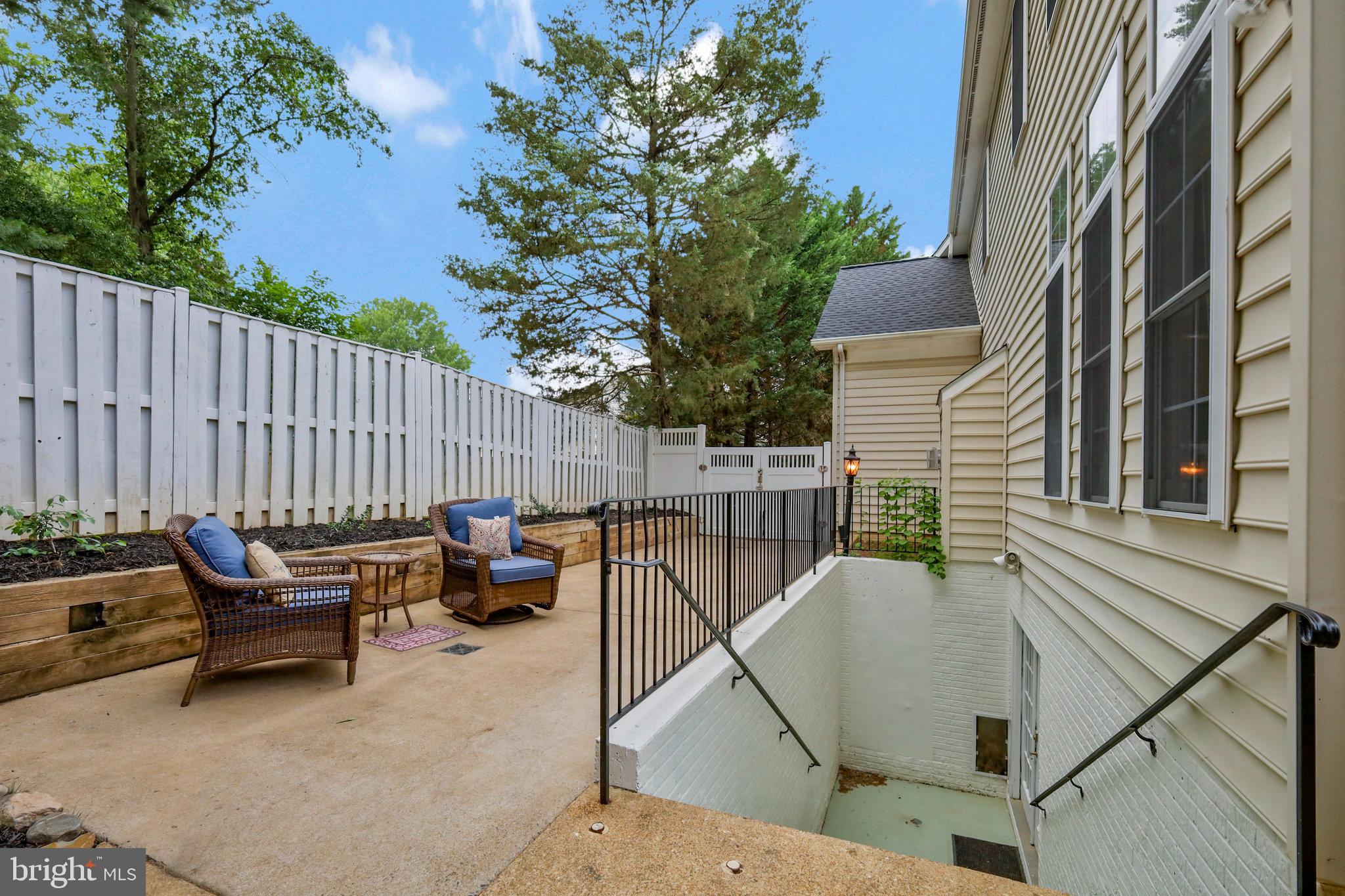 SUNNY VIEW - Residential