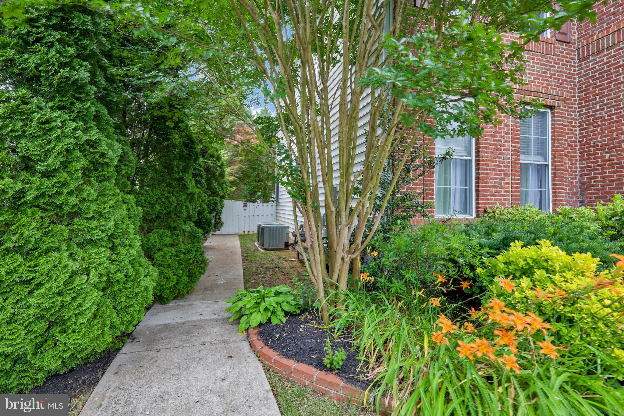 SUNNY VIEW - Residential