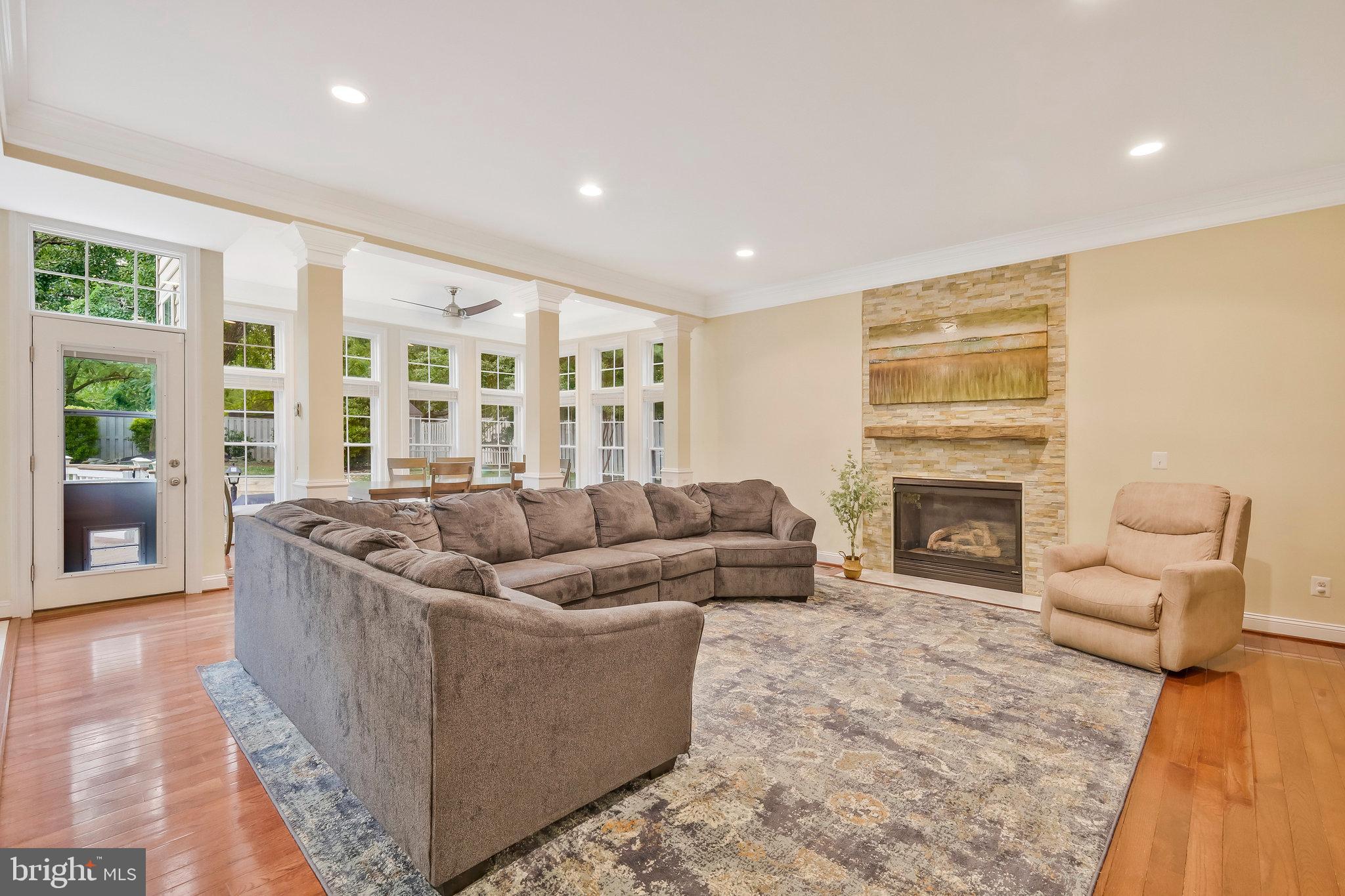 SUNNY VIEW - Residential