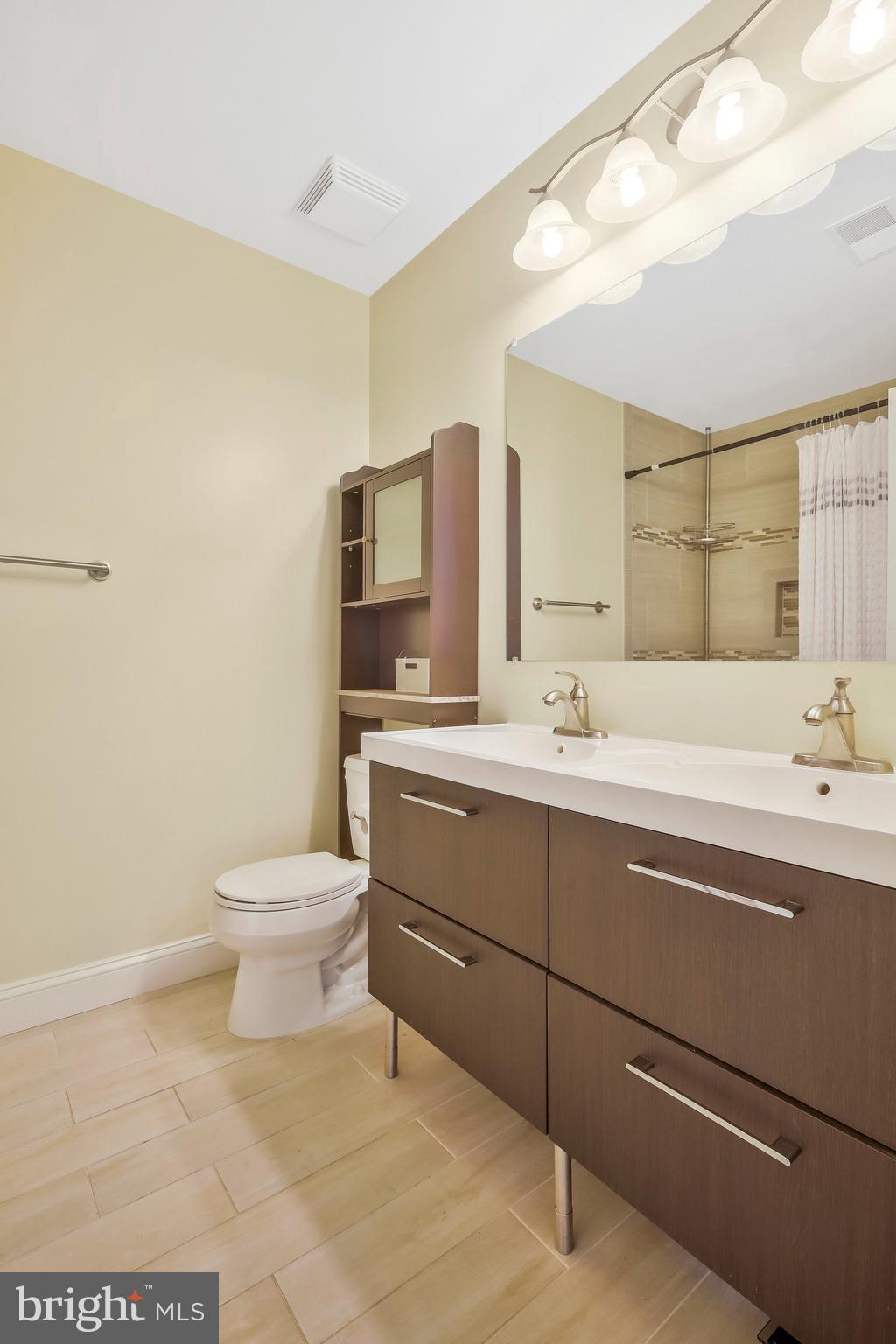 SUNNY VIEW - Residential