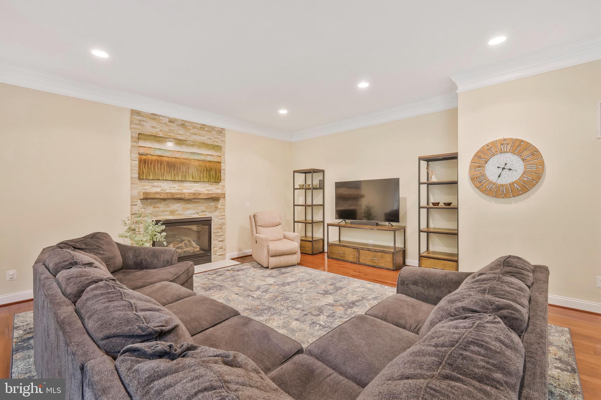 SUNNY VIEW - Residential