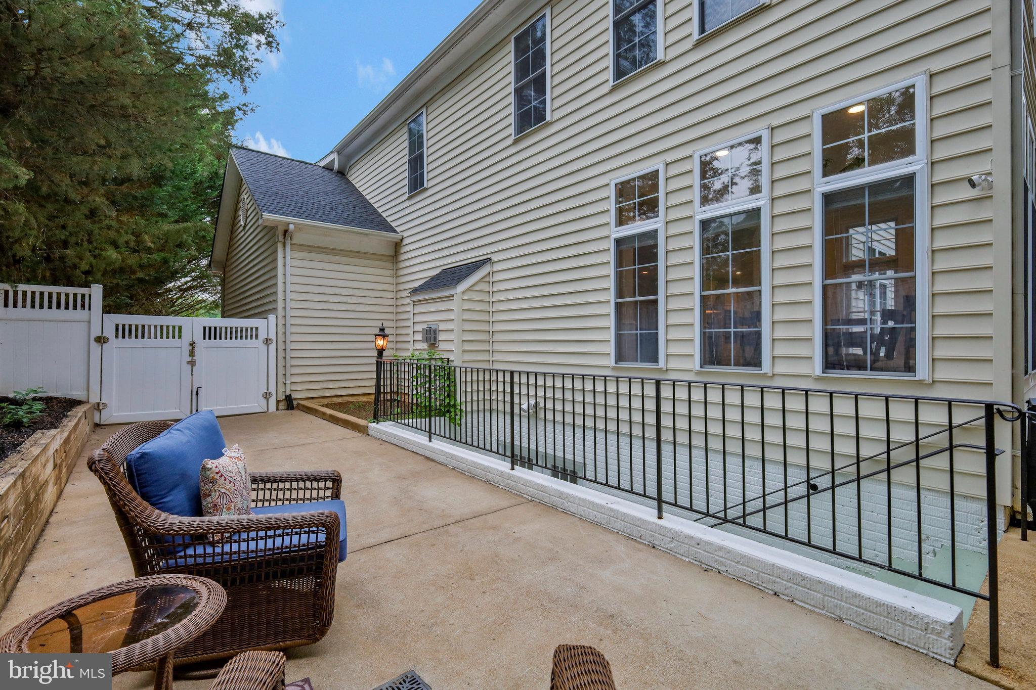 SUNNY VIEW - Residential