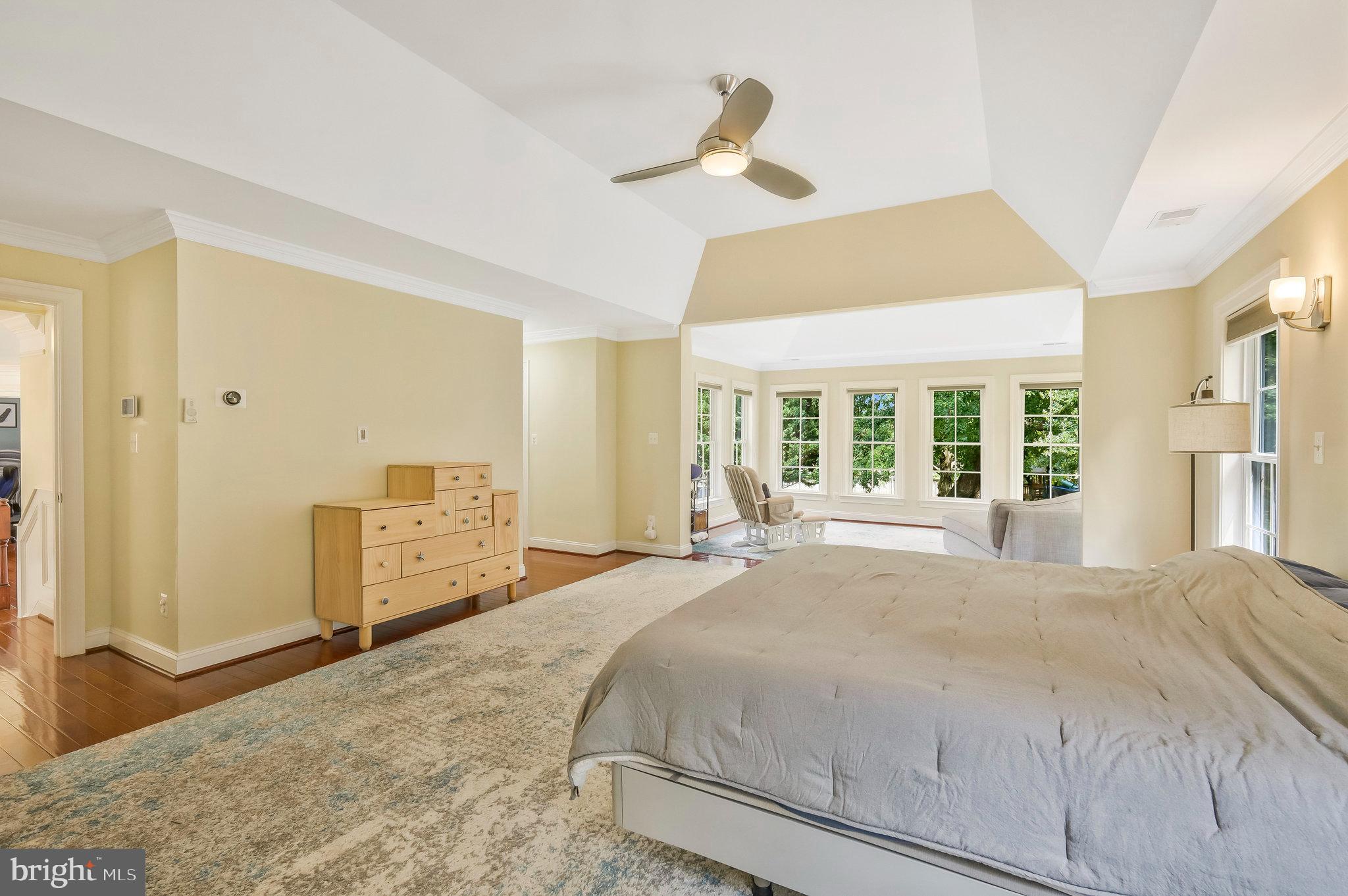 SUNNY VIEW - Residential